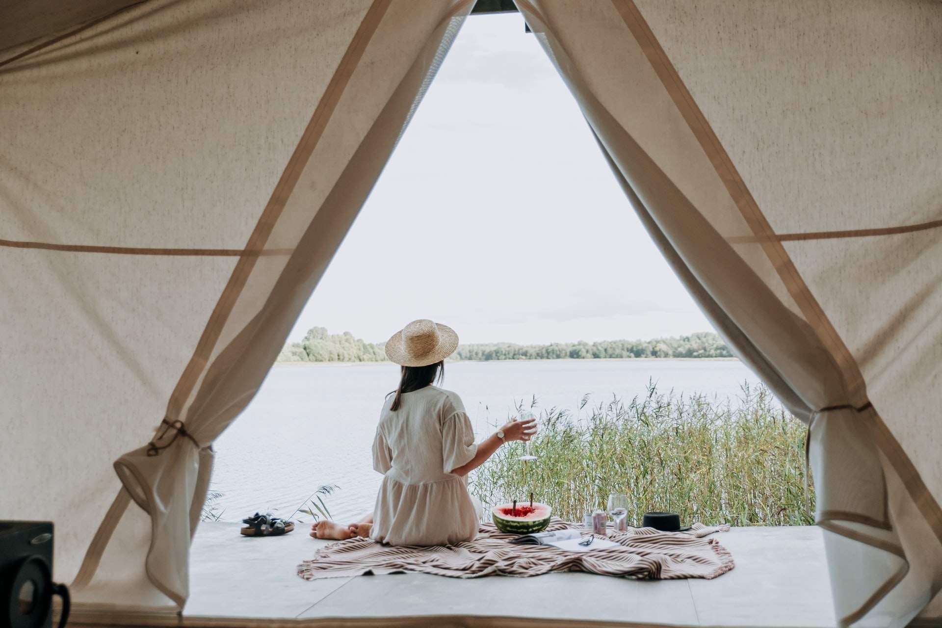 Top Glamping Accessories for Your Next Trip
